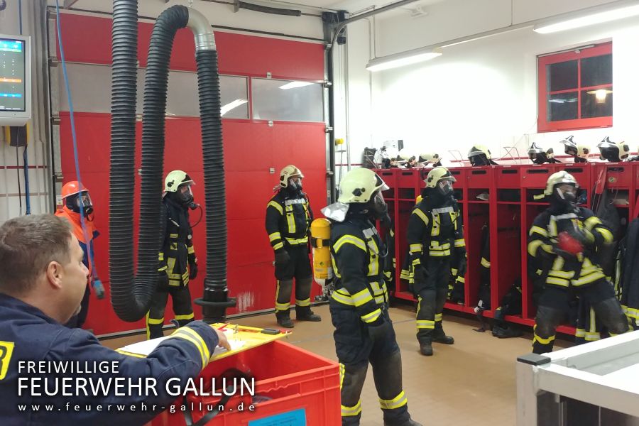 Berufsfeuerwehr-Wochenende unserer Jugendfeuerwehr